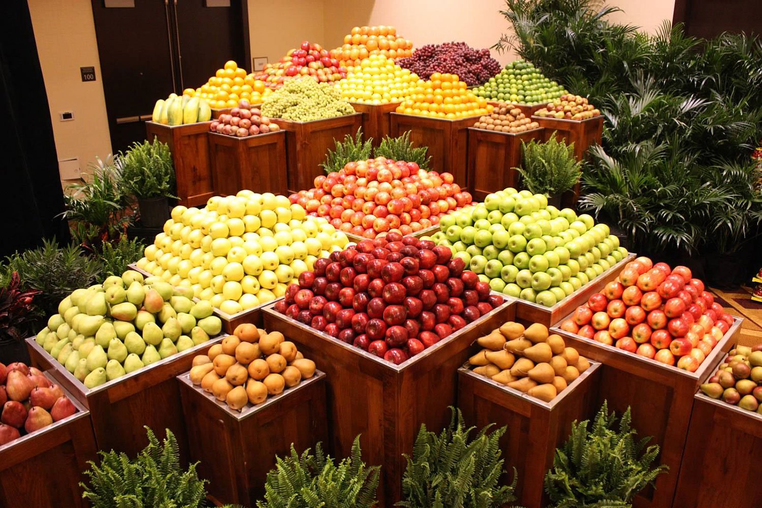 produce-display-3.jpg